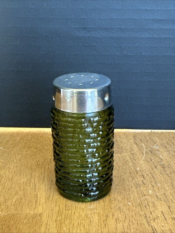 Anchor Hocking Soreno Salt Or Pepper Single Shaker Avocado Green Glass 1960s MCM