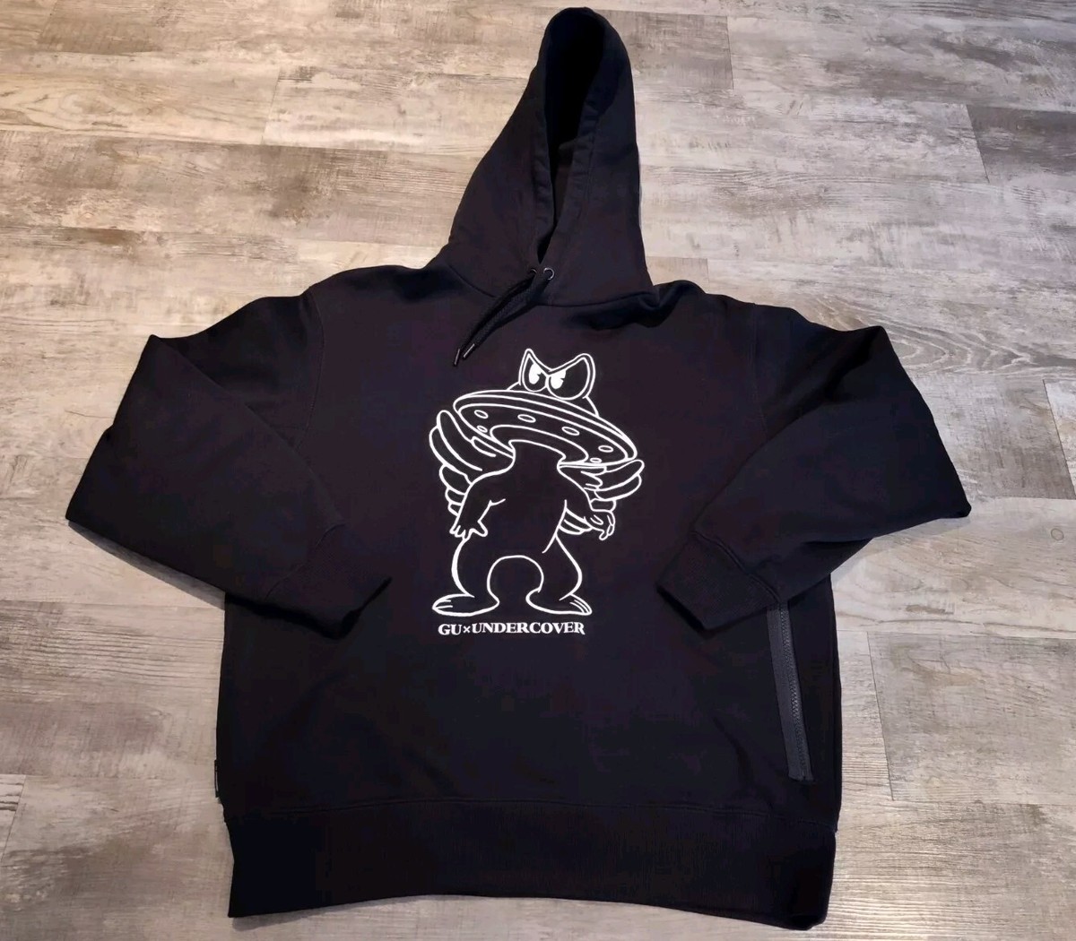 GU x Undercover Black Hoodie Alien Hooded Sweatshirt EUC GU x Undercover Black Hoodie Alien Hooded Sweatshirt EUC