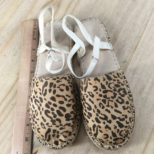 GAP Shoes Youth 5 Espadrilles Beige Fabric Comfort Round Toe Leopard Print - Picture 5 of 14