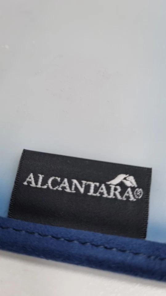 Porta Documenti Subaru Alcantara Blu Serie Limitata 350 Esemplari Spec C TYPE RA - Immagine 4 di 4