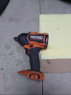 Llave de impacto de par medio Ridgid 18V sin escobillas 1/2" R86012B solo herramienta