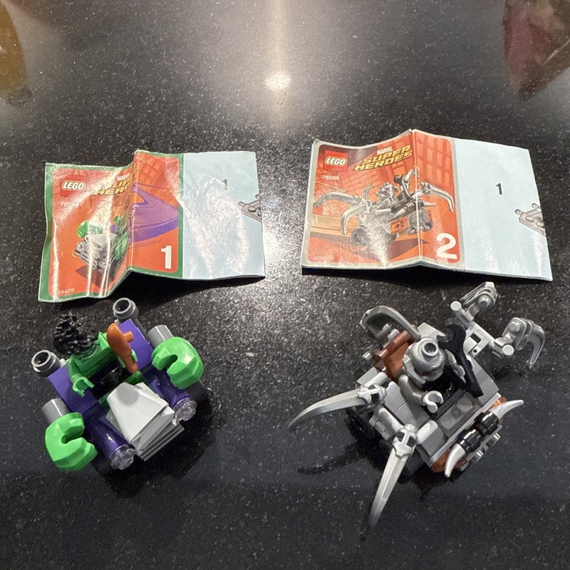 LEGO Marvel Super Heroes Mighty Micros Hulk vs Ultron Building Set 76066