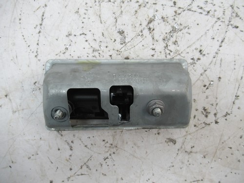VW Golf 6 VI 5K 09-13 Druck- Taster Griff Öffner Heckklappe Variant 5N0827566B