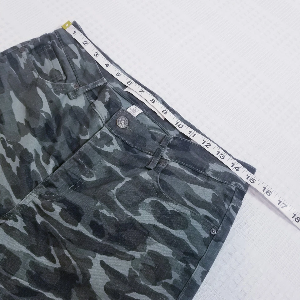 Vintage America Women size 8/29 Camo Vintage Skinny Pants Green Mid Rise - Image 4 of 4