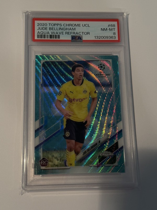 Jude Bellingham 2020 Topps Chrome UEFA CL #68 Aqua Wave Refractor /199 RC PSA 8
