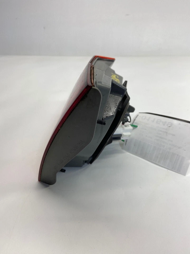 Conjunto de luz trasera derecha usada se adapta a: Kia Optima 2009 montada en tapa derecho grado A Foto 4 de 4