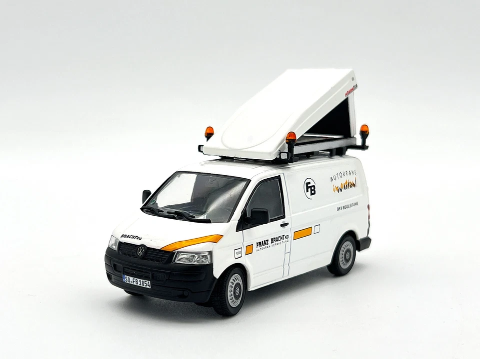 Volkswagen- VW transporter BF3 escort van "Franz Bracht”WSI truck models 1:50 - Изображение 3 из 4