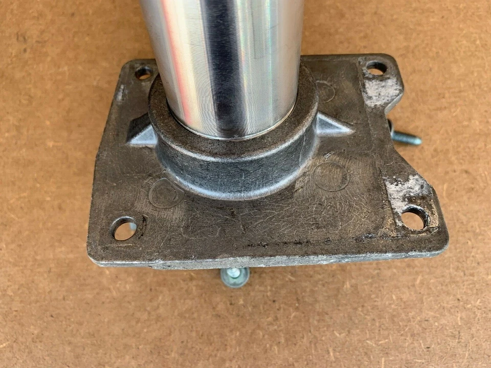 2004-2010 AUDI A8 QUATTRO PARA-CHOQUE TRASEIRO ESQUERDO AMORTECEDOR SUPORTE DE MONTAGEM BUFFER - Imagem 4 de 4