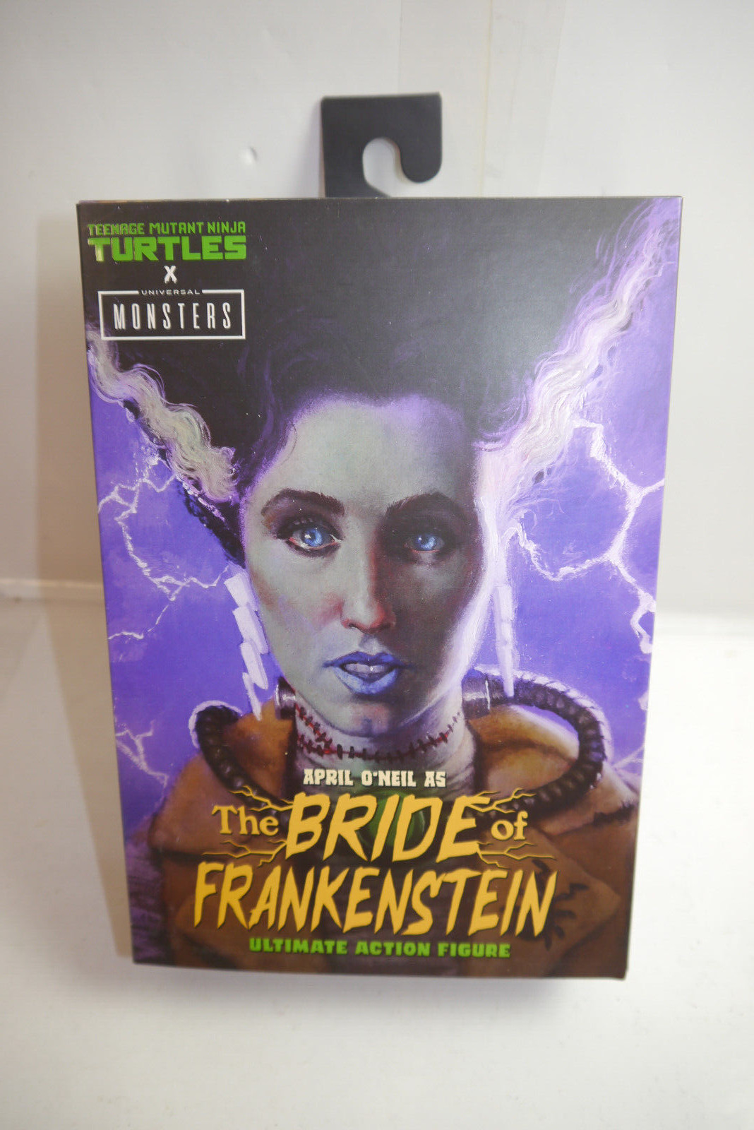 Neca Universal Monsters x Turtles April as The Bride 18 cm OBE