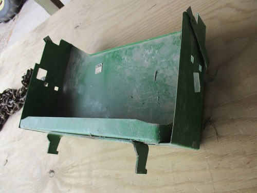 John Deere Battery Box RH A- AR26887 3020 4020 2520 4320 - Picture 7 of 10
