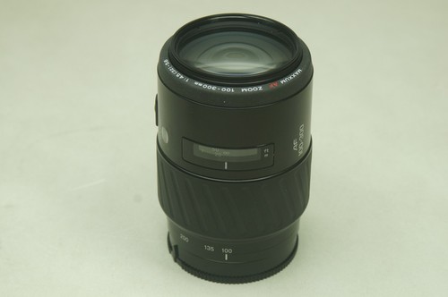 Objetivo Minolta AF Zoom 100-300 mm F/4,5-5,6 para Minolta/Maxxum/Sony (a) - Imagen 7 de 9