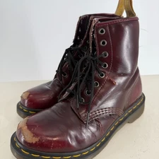 Dr Martens Cherry Red Vegan Leather Round Toe Lace-Up Combat Boots Size 7