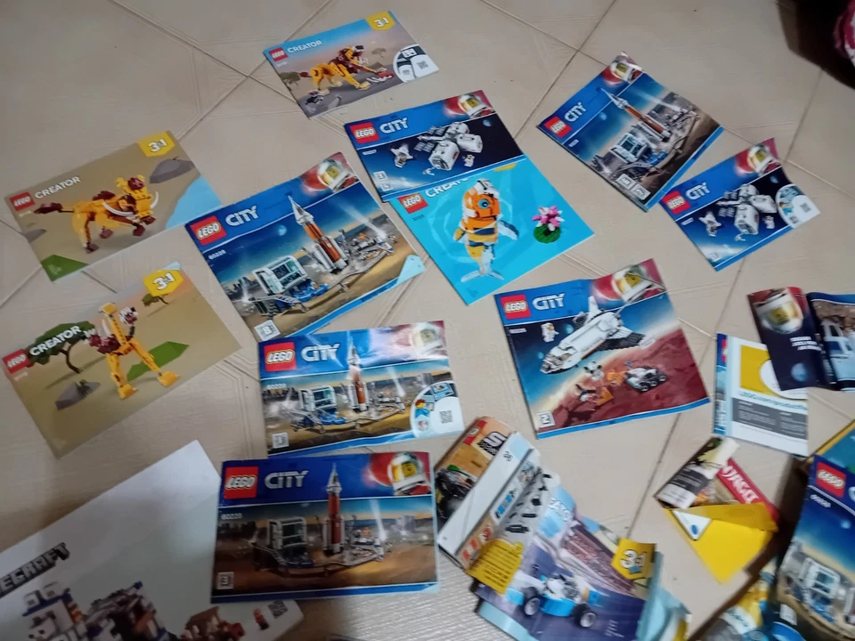 LOTTO 41 MANUALI COSTRUZIONI LEGO CREATOR CITY TECHNIC 3IN1 NINJAGO MINECRAFT - Immagine 2 di 4