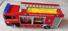 Camion de pompier "Sapeurs Pompiers de Paris" Echelle 1:48 Teama Toys
