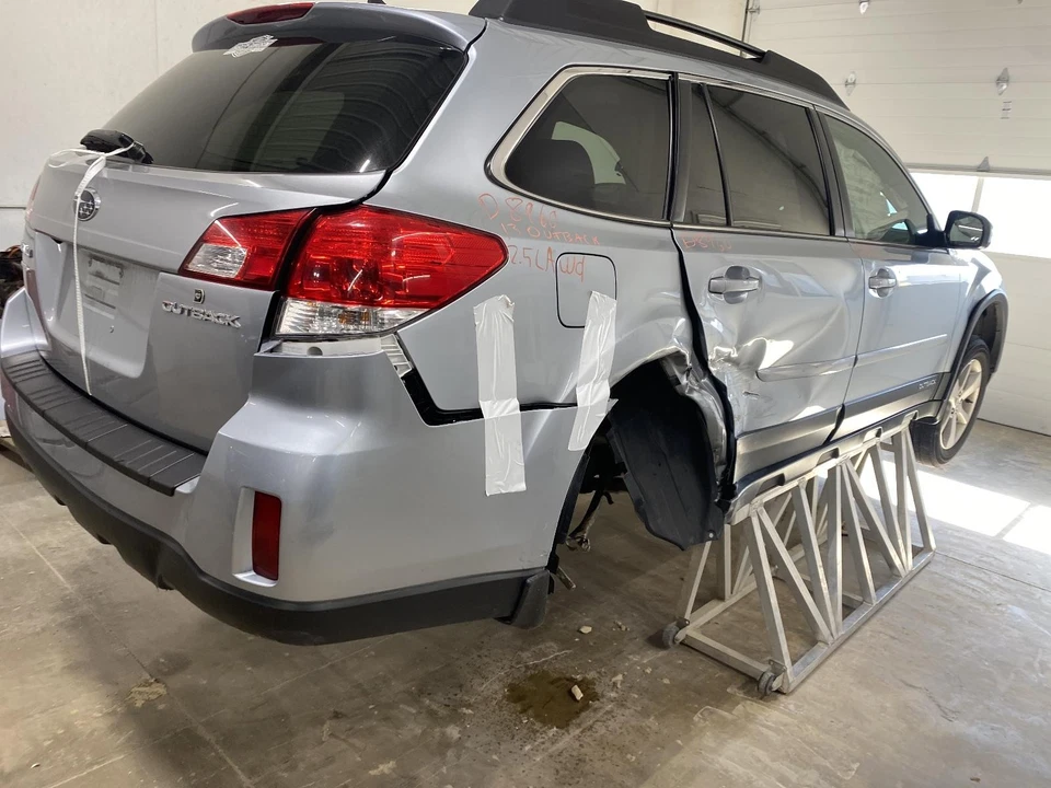 Used Front Center Interior Rear View Mirror fits: 2013 Subaru Legacy w/o rear vi Foto 4 de 4