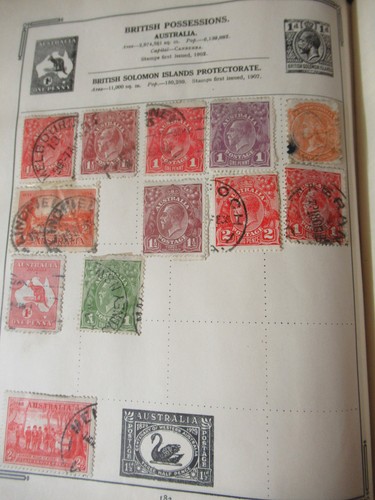 SG IMPROVED ALBUM from 1940's with original collection of 500 stamps QV -KGVi - Picture 19 of 19