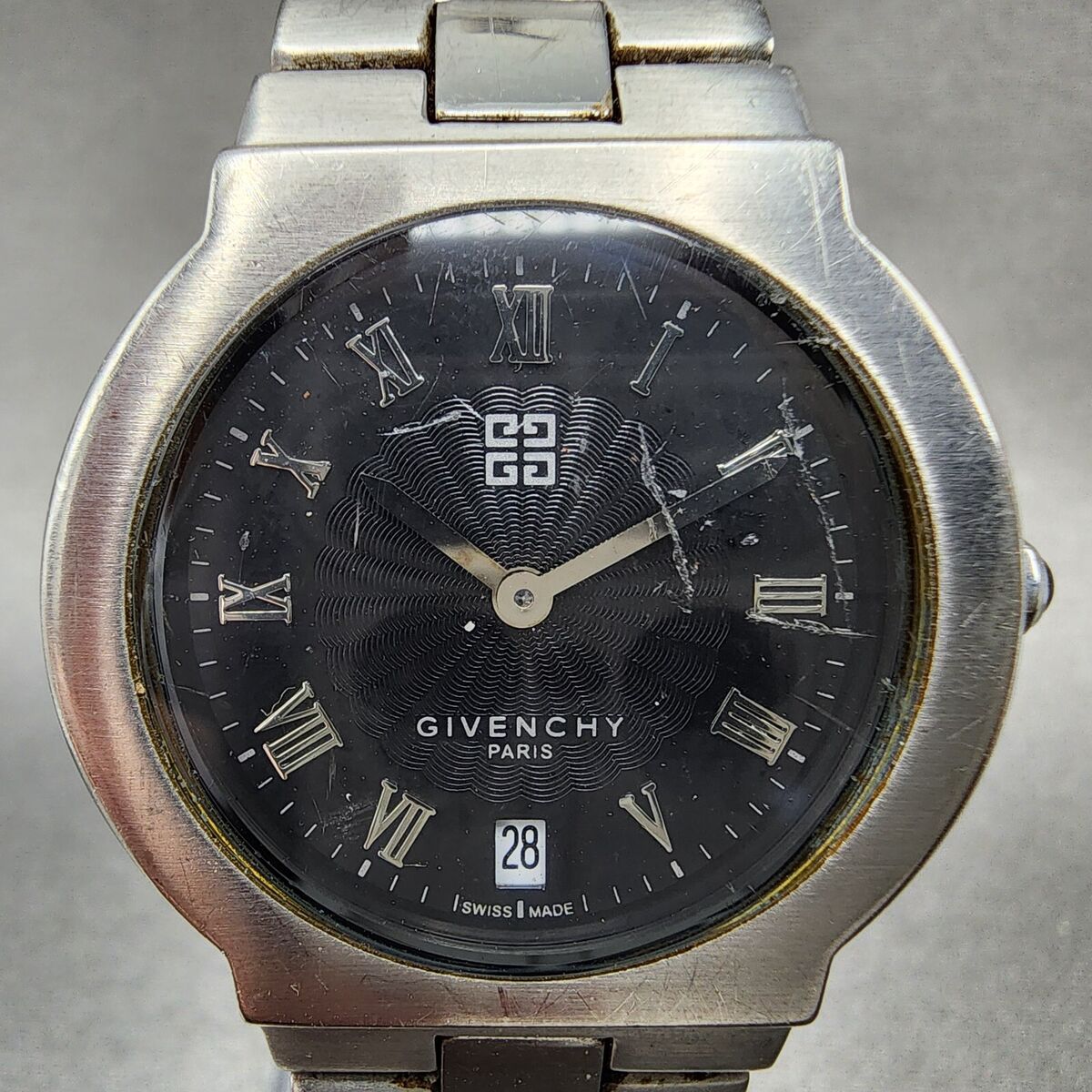 Givenchy Kelidone Watch Women 32mm Black Dial Steel Date Givenchy Kelidone Watch Women 32mm Black Dial Steel Date