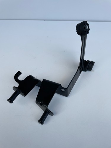 BMW E63 E64 ABS Pump Brake Support Bracket Mount Frame 6774673