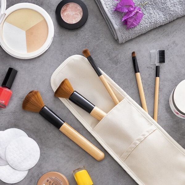 SET PENNELLI DA TRUCCO IN LEGNO CON CUSTODIA 5 PENNELLI TRUCCO VISO