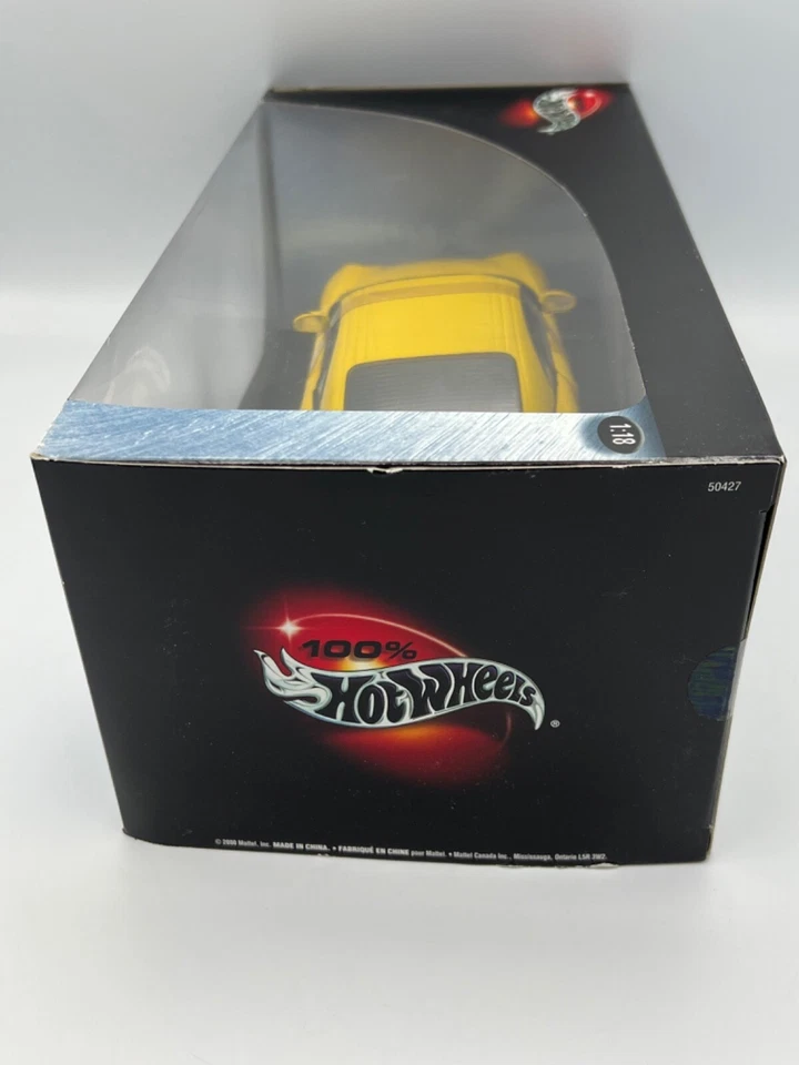 Hot Wheels Yellow Porsche 911 Carrera 1:18 Scale Diecast, 2000 - New in the Box - Image 2 of 4
