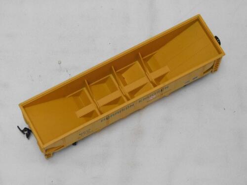 Life Like HO Model Train Railroad Freight Hopper Car Morrison Knudsen MKIX 750 - Picture 3 of 3