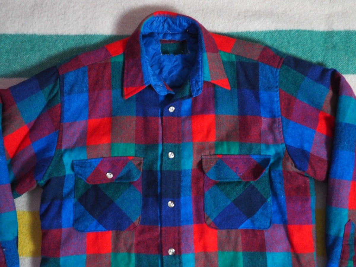 VTG 70s Retro Teal Red Plaid Wool Lined Quilted Button