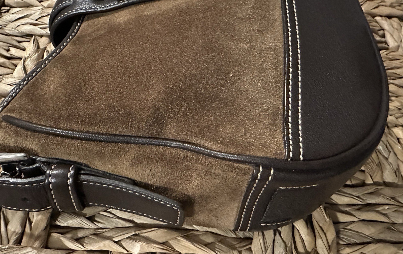 Vintage COACH 7589 Brown Hampton Suede Leather Hobo Shoulder Bag With Buckle thumbnail 3