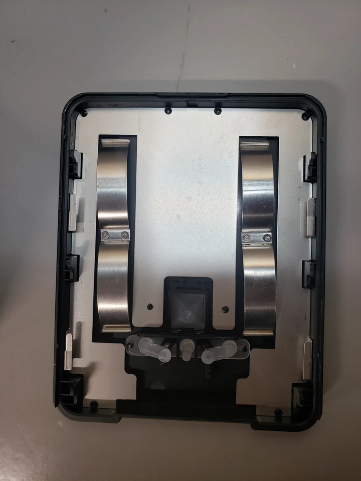 D-Link DNS-323 2-Bay Network Attached Storage NAS Enclosure - FOR PARTS/REPAIR - Image 3 of 4