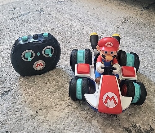 Nintendo Super Mario Kart 8 World of Anti-Gravity RC Racer Car W/ Remote Control - Picture 1 of 8