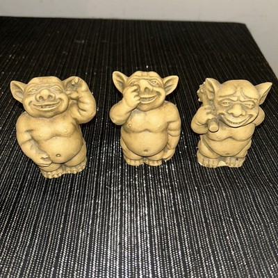 Design Toscano Small Picc-a-Dilly Gargoyle Figures - Set Of Three