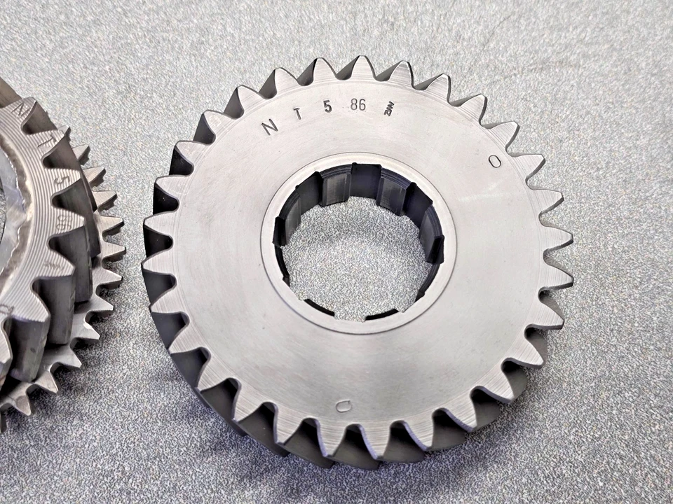 MUY BONITO JUEGO DE ENGRANAJES ORIGINAL PORSCHE 911 915 TRANSMISIÓN NT 23:29 TERCERA VELOCIDAD #659 Foto 2 de 4