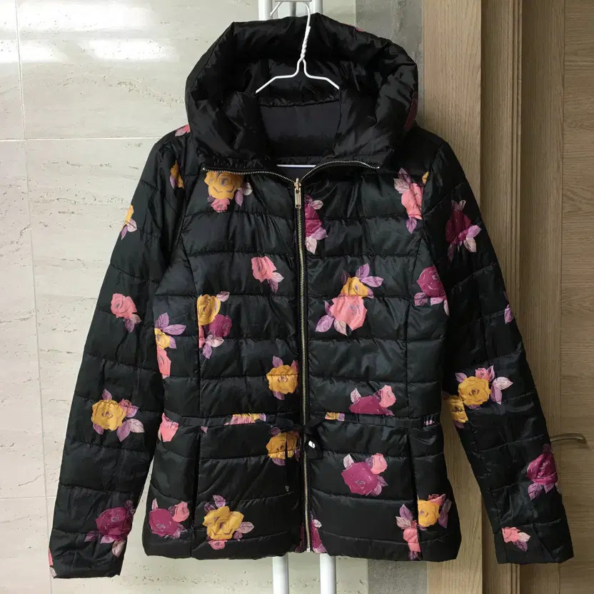 Massimo Dutti Reversible Floral Pattern Down Jacket - S thumbnail 2