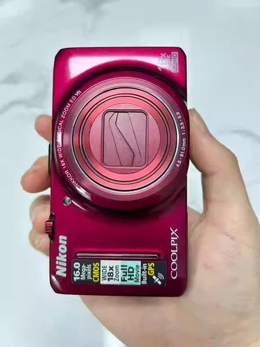 Nikon COOLPIX S9300 16.0MP Digital Camera 18x Optica Zoom Black & Red Color - Picture 8 of 17