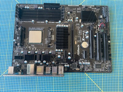 ASRock 970 Extreme3 AM3+ 140W CPU Mainboard Motherboard Sockel mit Blende