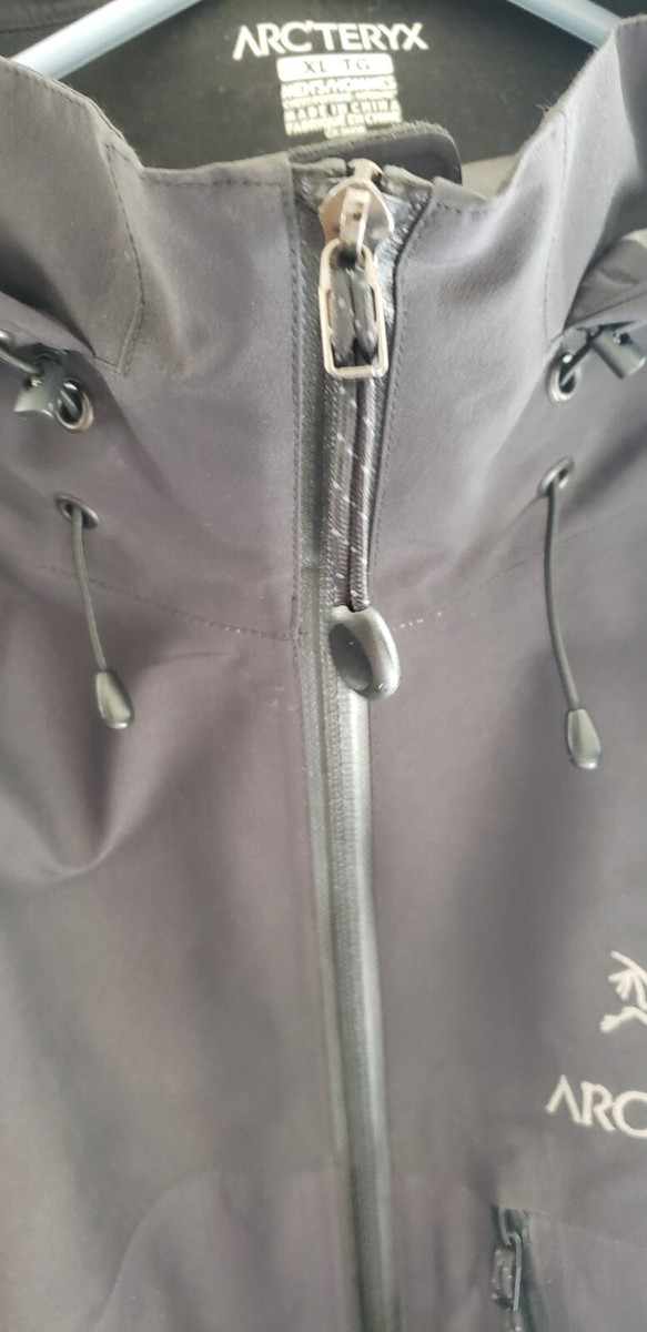 ARC'TERYX BLACK PRO SHELL GORE-TEX THETA AR MEN'S SIZE XL JACKET