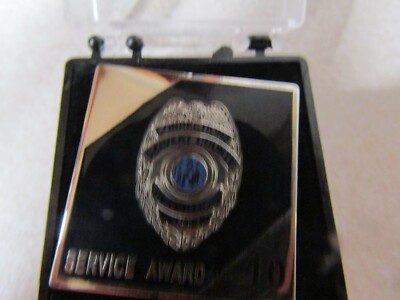 LAPEL SHIRT OR HAT PIN WITH ONE CLUTCHBACK CALVERT COUNTY DETENTION ...