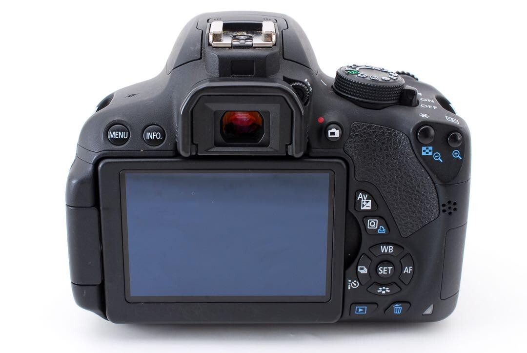 ＥＯＳ　ＫＩＳＳ　Ｘ７ｉ Canon Digital SLR Camera EOS Kiss X7i Lens Kit 18.0MP EF-S18-55mm