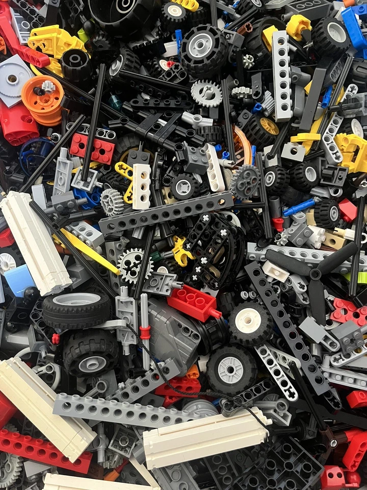 LEGO Technic 1kg Build Bags!!