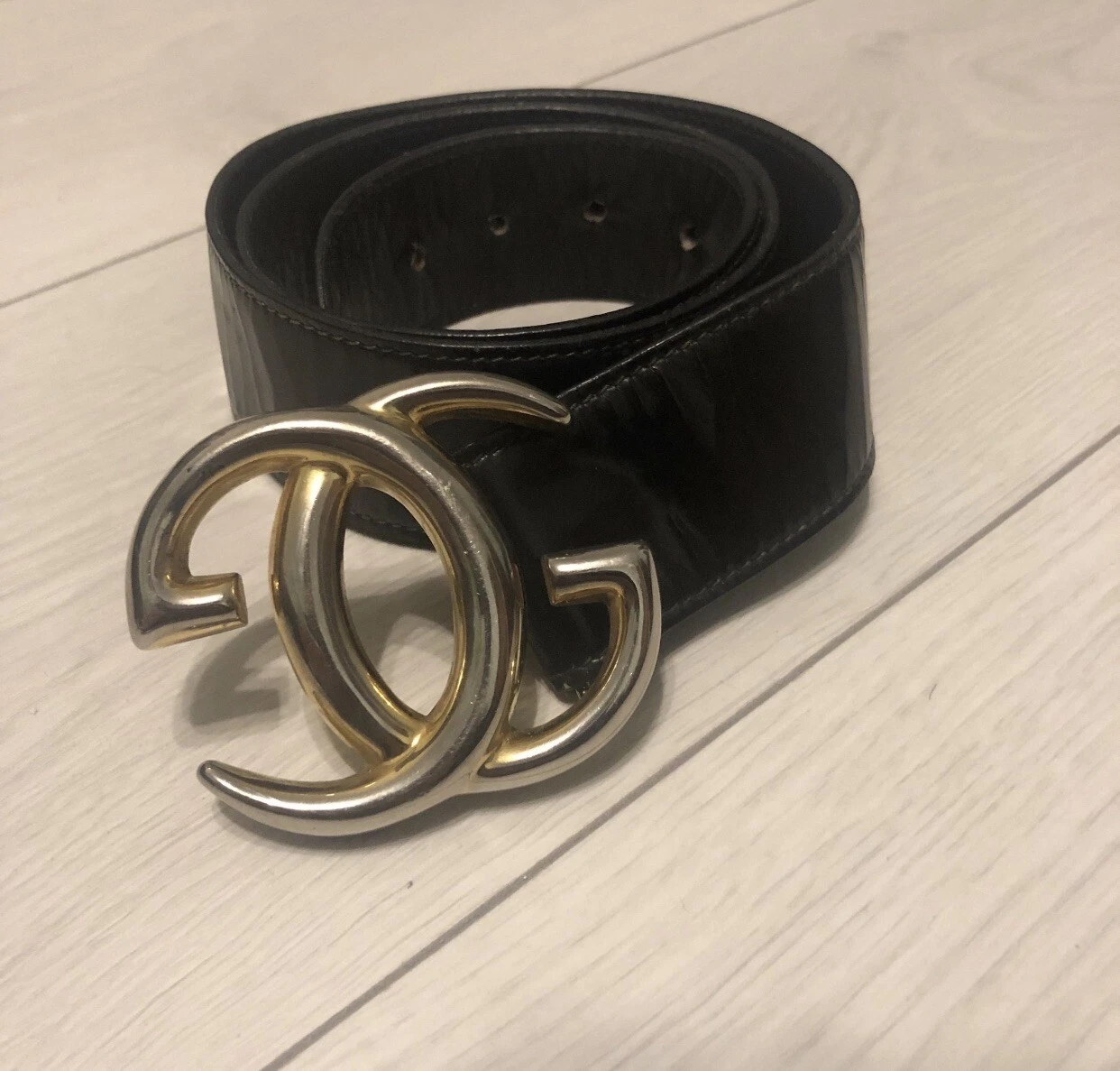 Authentique ceinture Gucci dorée double boucle logo G cuir noir vintage par Tom Ford