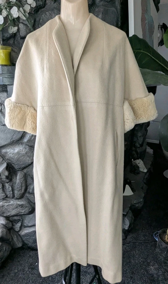 Vtg Virgin Wool Forstmann Coat Camel Wide Faux Fur Cuff Sleeves 3/4 Sleeves M/L - Image 2 of 4