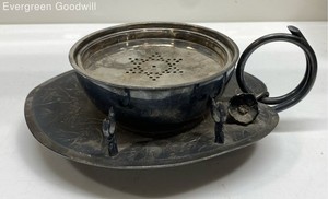 Meridian Silver Plate Leaf Shaped Butter Dish