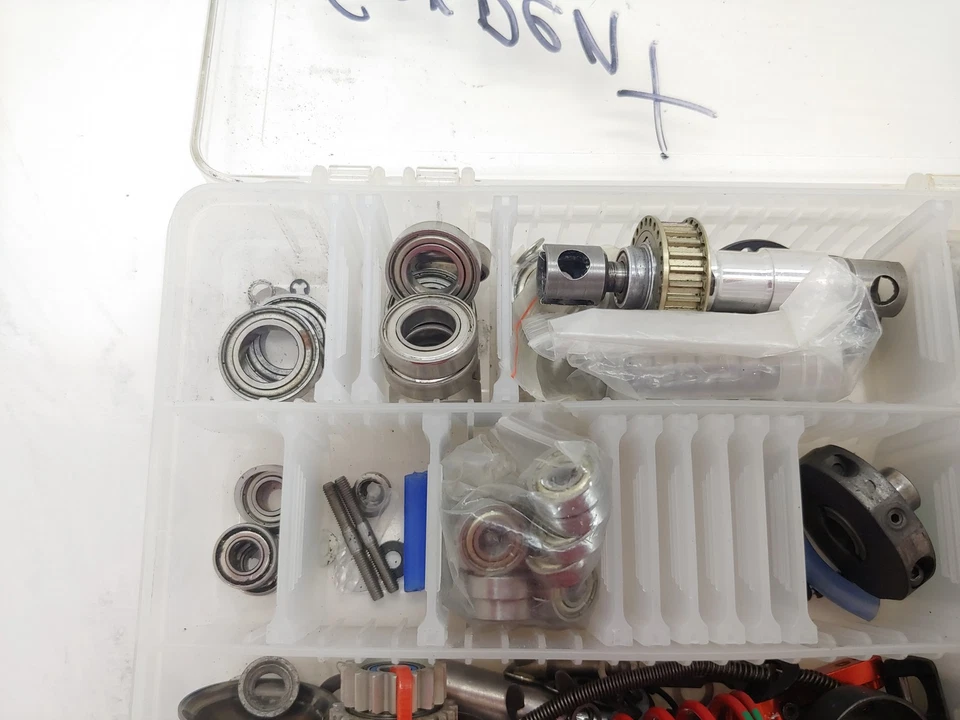 XRAY RX8 2013 1/8 On-Road Nitro Competition Racing Car Roller Rolling Chassis - Image 4 of 4