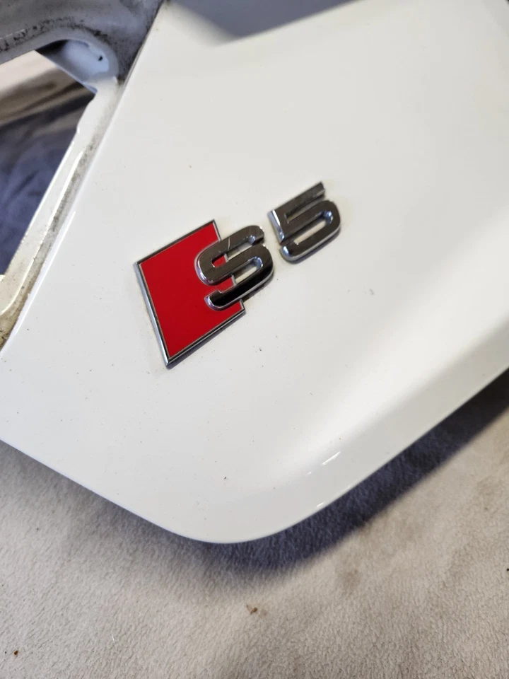 Audi S5 08-12 B8 2012 cupé tapa maletero carcasa OEM LY9C IBIS blanco con cámara Foto 3 de 4