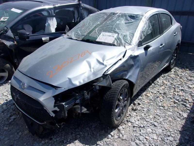 Passenger Right Front Seat Cloth Manual Fits 16-20 YARIS 461896 - Image 2 of 4