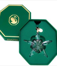 NEW in Box SWAROVSKI White Crystal Annual Edition 2025 Star Ornament 5691172