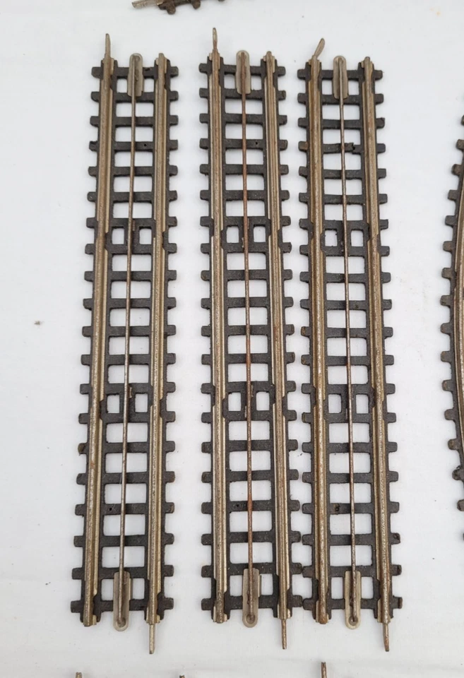 Vintage Trix Twin 3 Rail OO Gauge Fibre Based Mixed Model Railways Track - Image 3 of 4