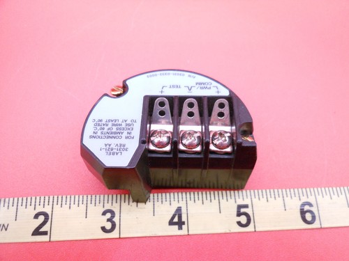 Rosemount 03031-0332-0003 Rev AA Transmitter Terminal Block 3031-621-1 New Nnb - Picture 2 of 5