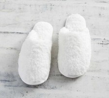 Pottery Barn Soft White Teddy Bear Slippers PLUSH MEDIUM--NWT Cozy Ivory