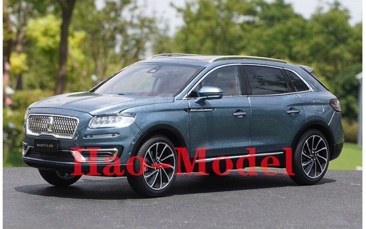 1:18 Lincoln NAUTILUS SUV Car Model Diecast Metal Toys collection