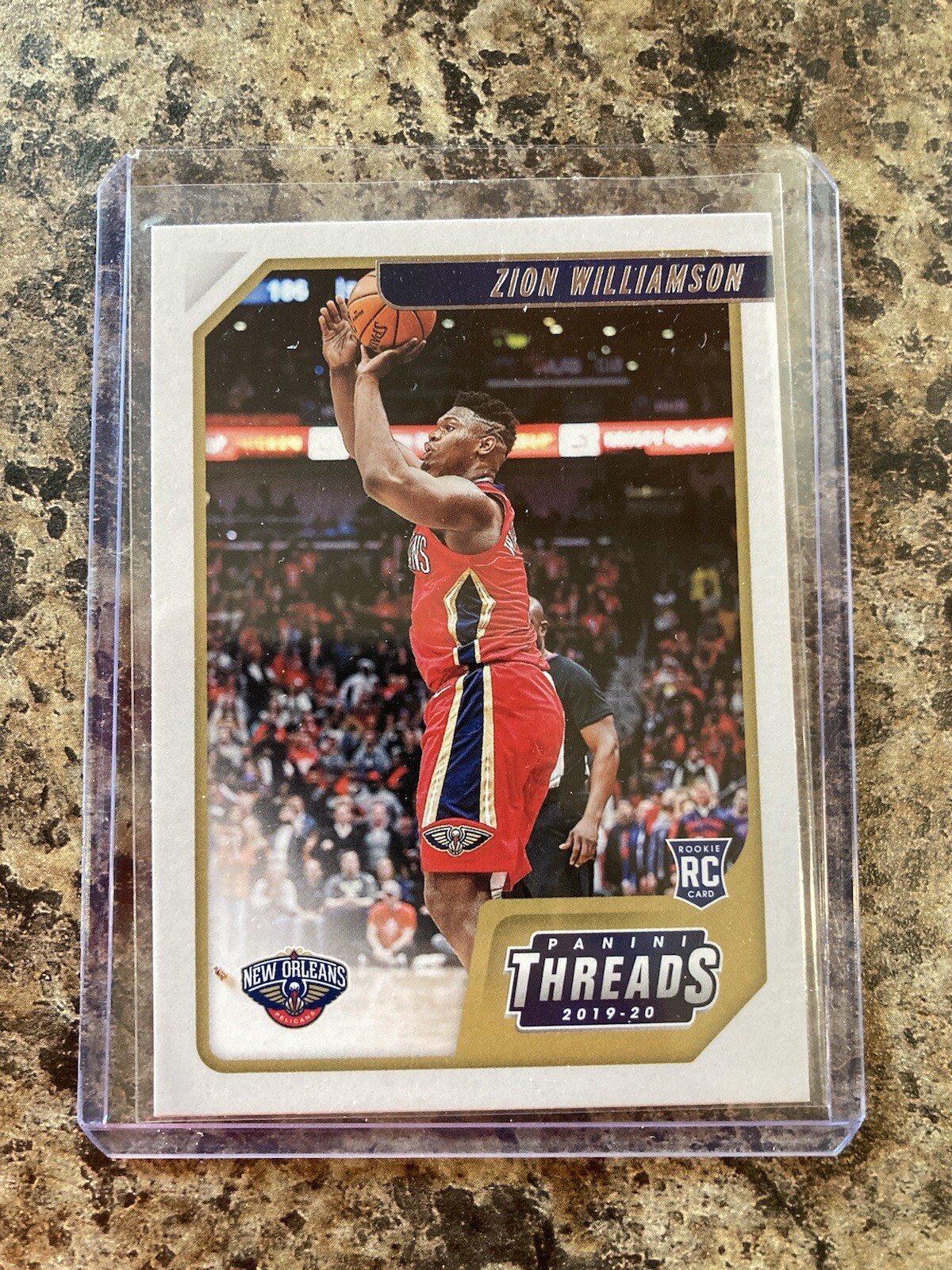 2019-20 Panini Chronicles - Threads #78 Zion Williamson (RC)
